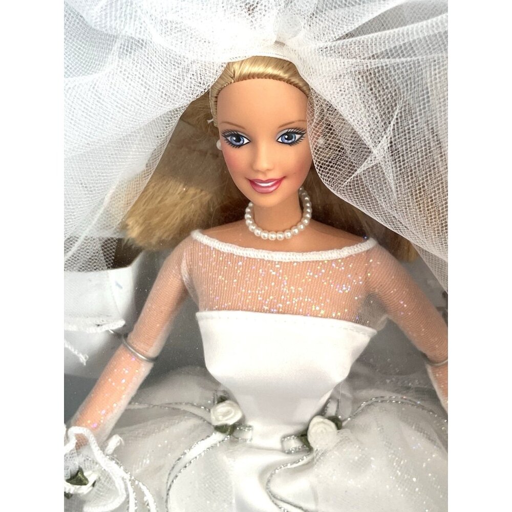 Blushing Bride Barbie Doll 1999 Mattel 26074 - Picture 4 of 13